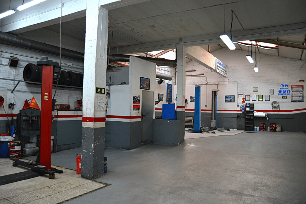 taller mecánico garaje jmg